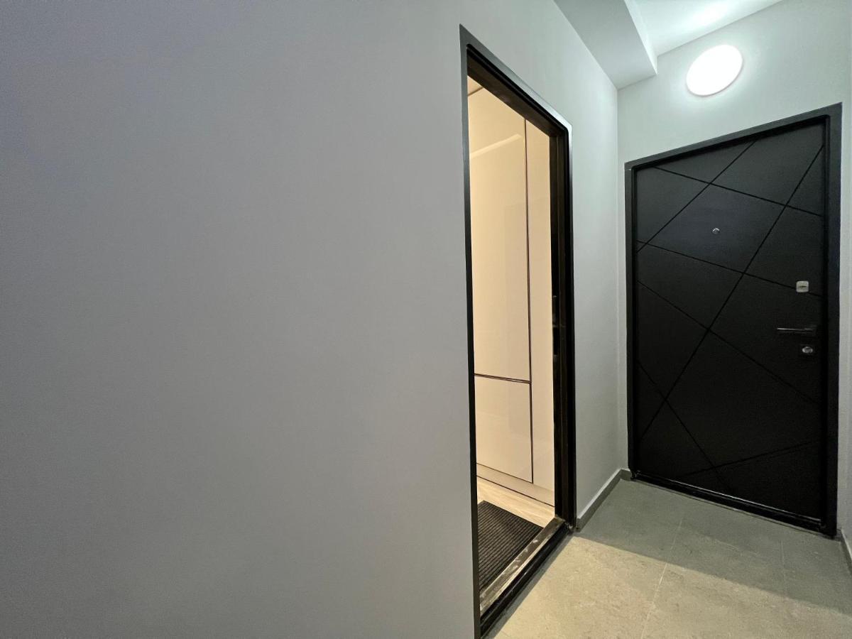 Cozy Apt 3 City Center エレバン エクステリア 写真