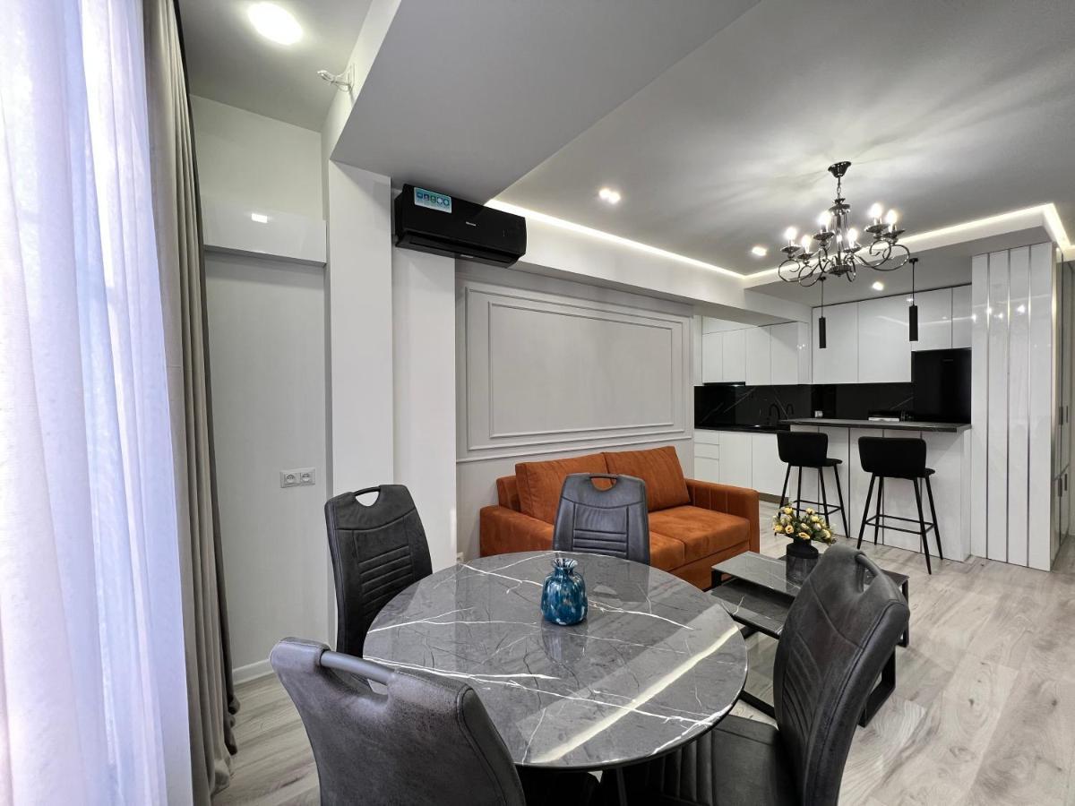 Cozy Apt 3 City Center エレバン エクステリア 写真